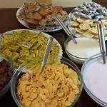 Black Sea - Breakfast, Pool & Free Parking Obzor