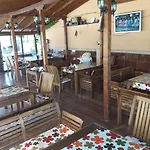 Black Sea - Breakfast, Pool & Free Parking Hotel