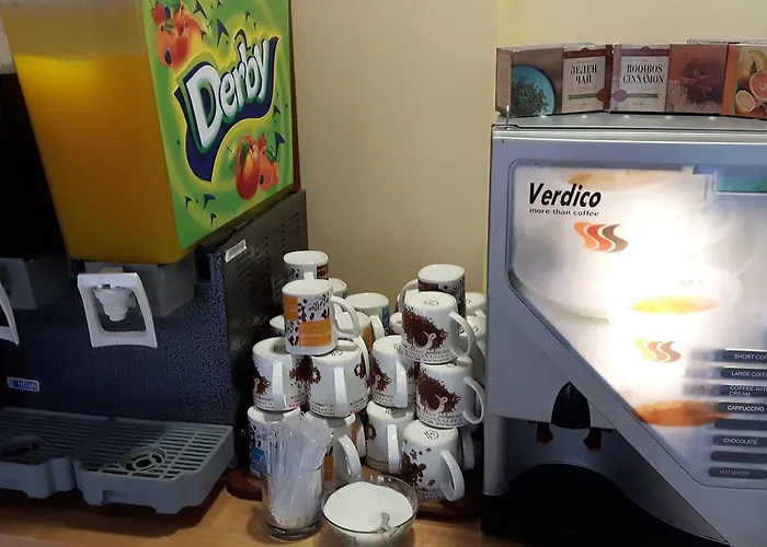 Hotel Black Sea - Breakfast, Pool & Free Parking